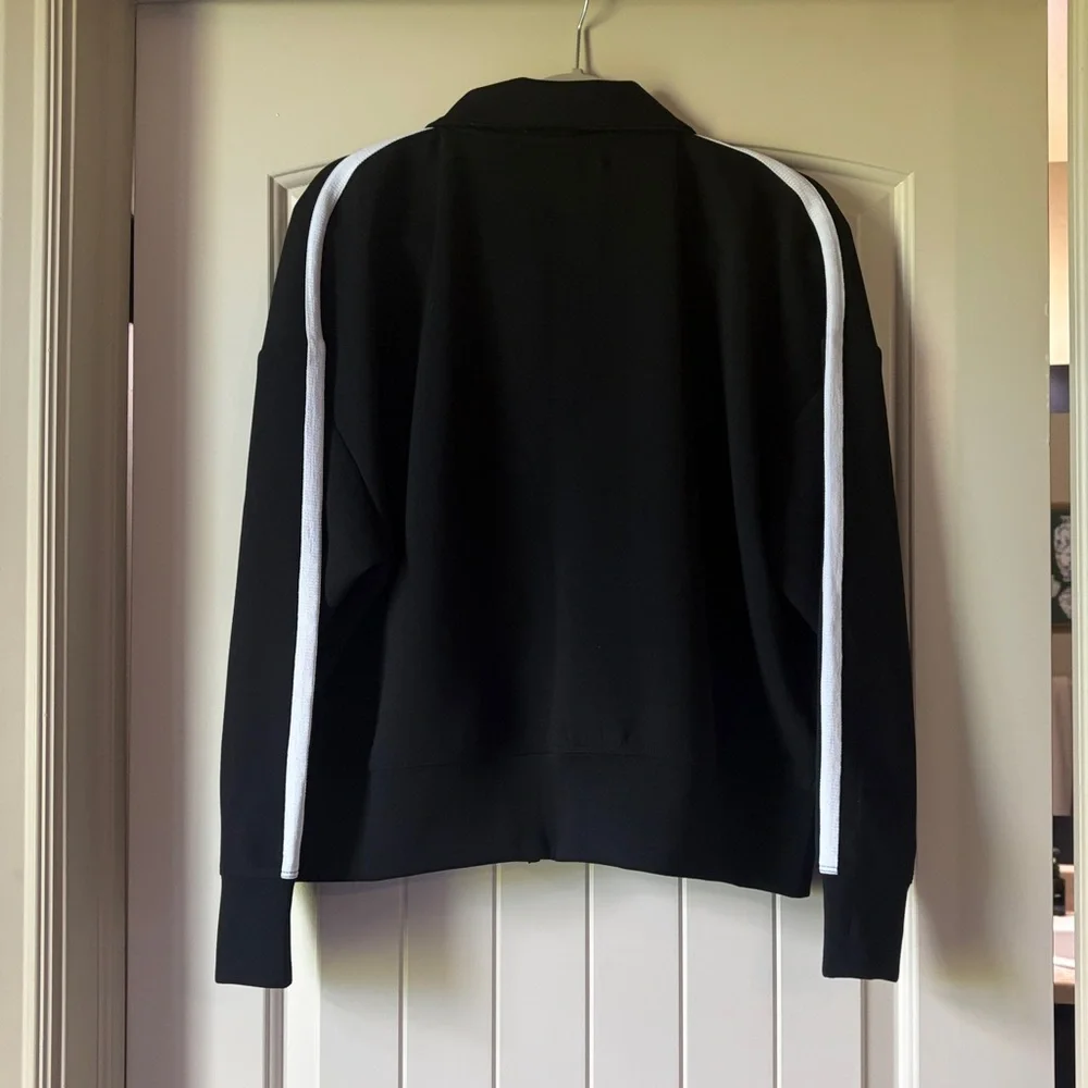 Boxy Reebok Jacket - Picture 3 of 3